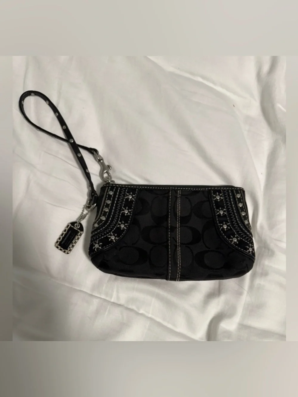Coach Rare NWOT Studded and Embroidered Black and Cream Patterned Wristlet!